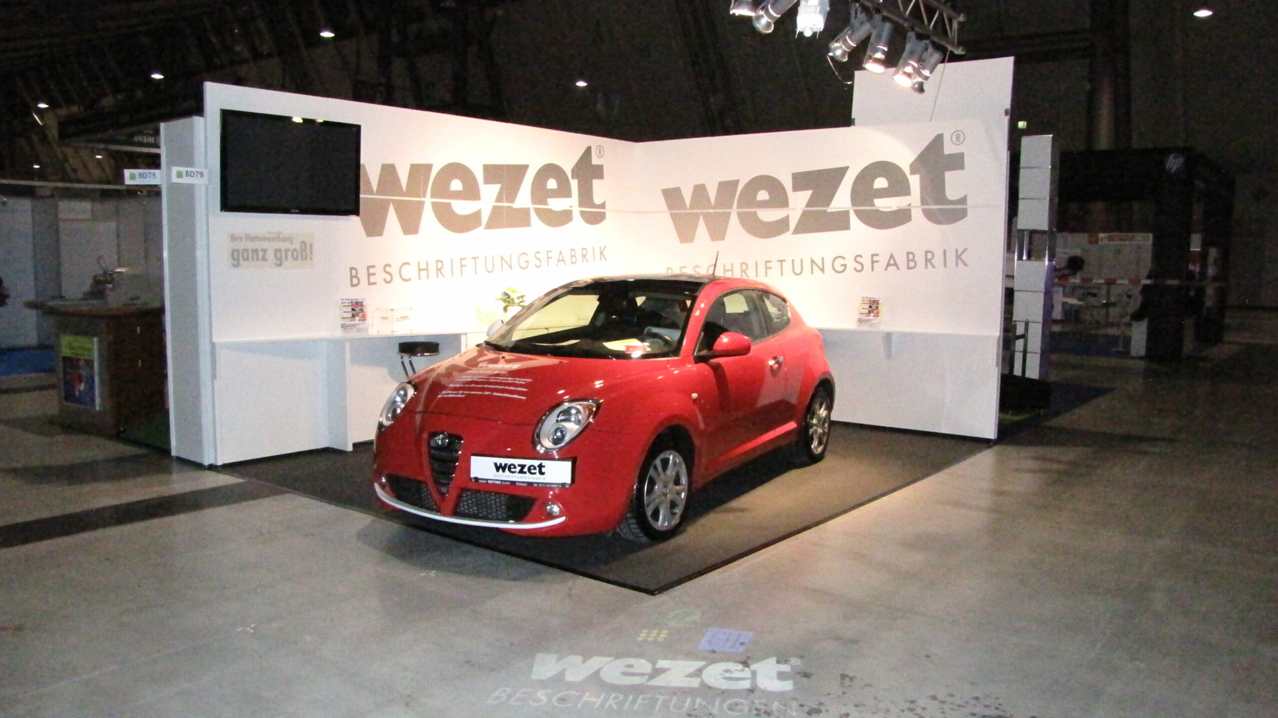 Messestand 4 Messestand Wezet scaled